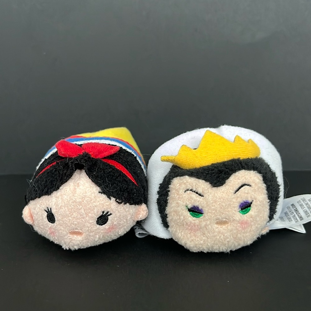 Snow white Disney tsum tsum set